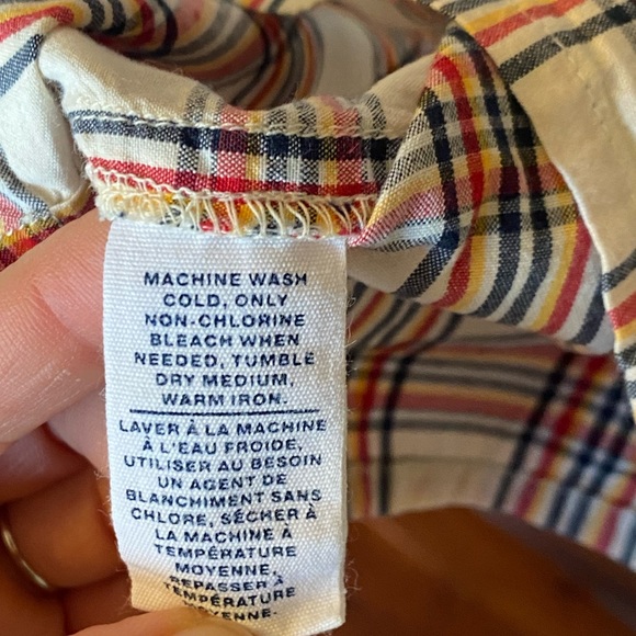 GAP Kids Button Up Short-sleeved - Picture 7 of 7